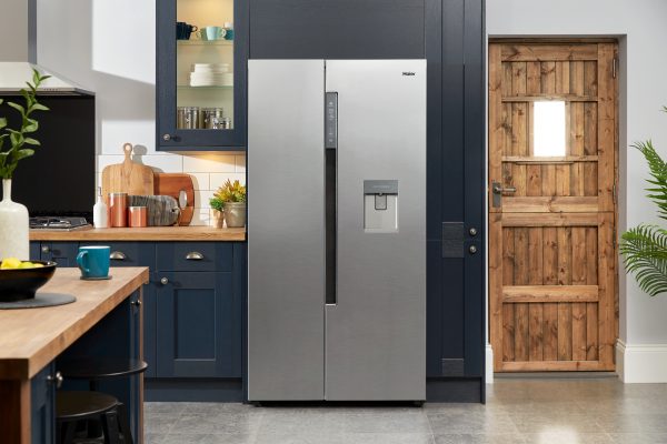 Haier HRF-522IG6 Side By Side 90cm wide Freestanding Fridge Freezer with Plumbed Water dispenser