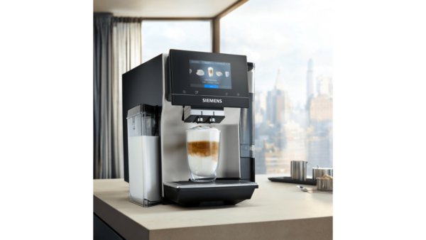 Siemens Fully Automatic Coffee Machine EQ.700 Integral Inox Silver Metallic – TQ703GB7