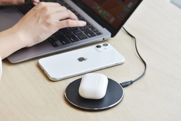 Energizer Wireless Charging Pad 15W WCP107 - Image 3